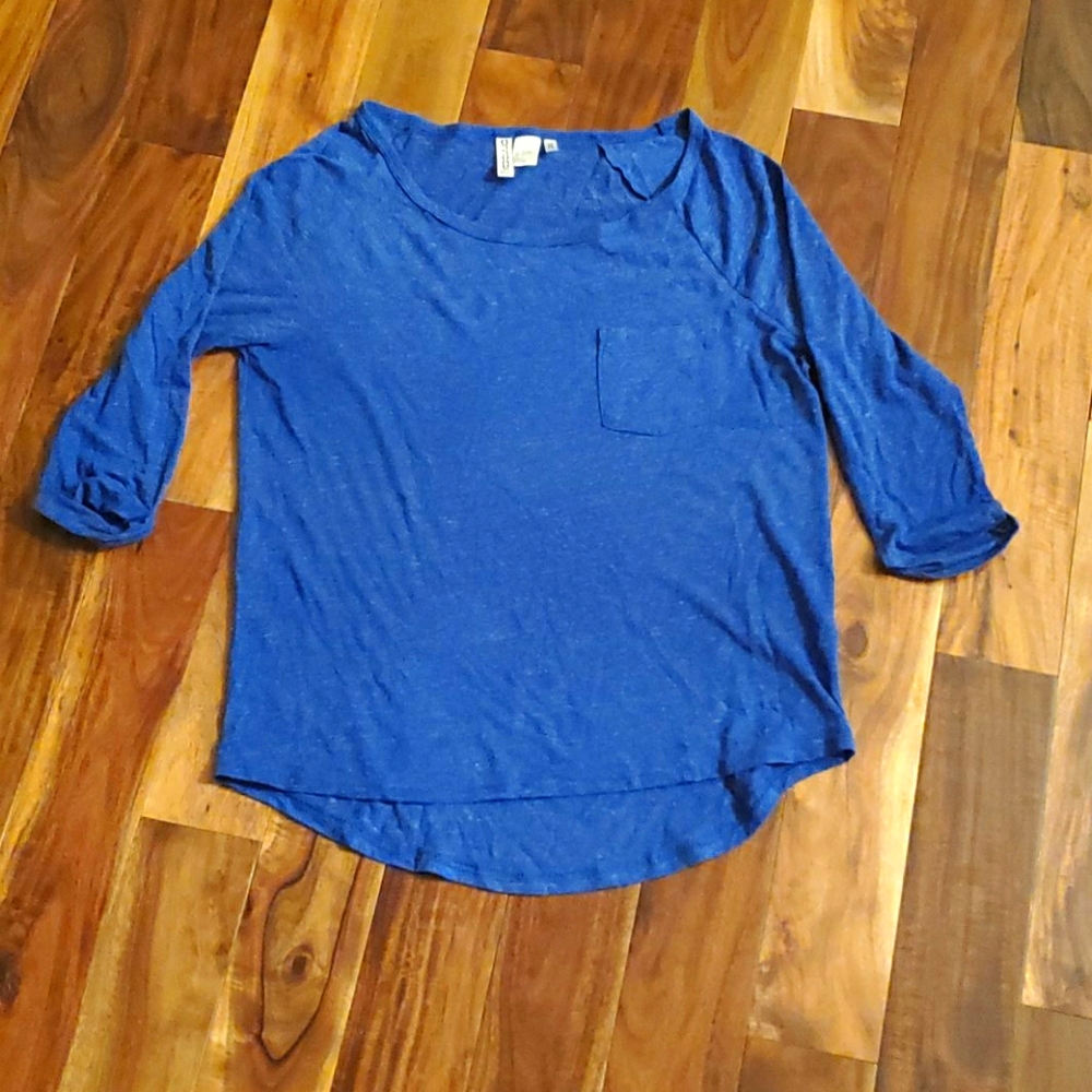 🎀2/$15  3/4 sleeve tee with pocket